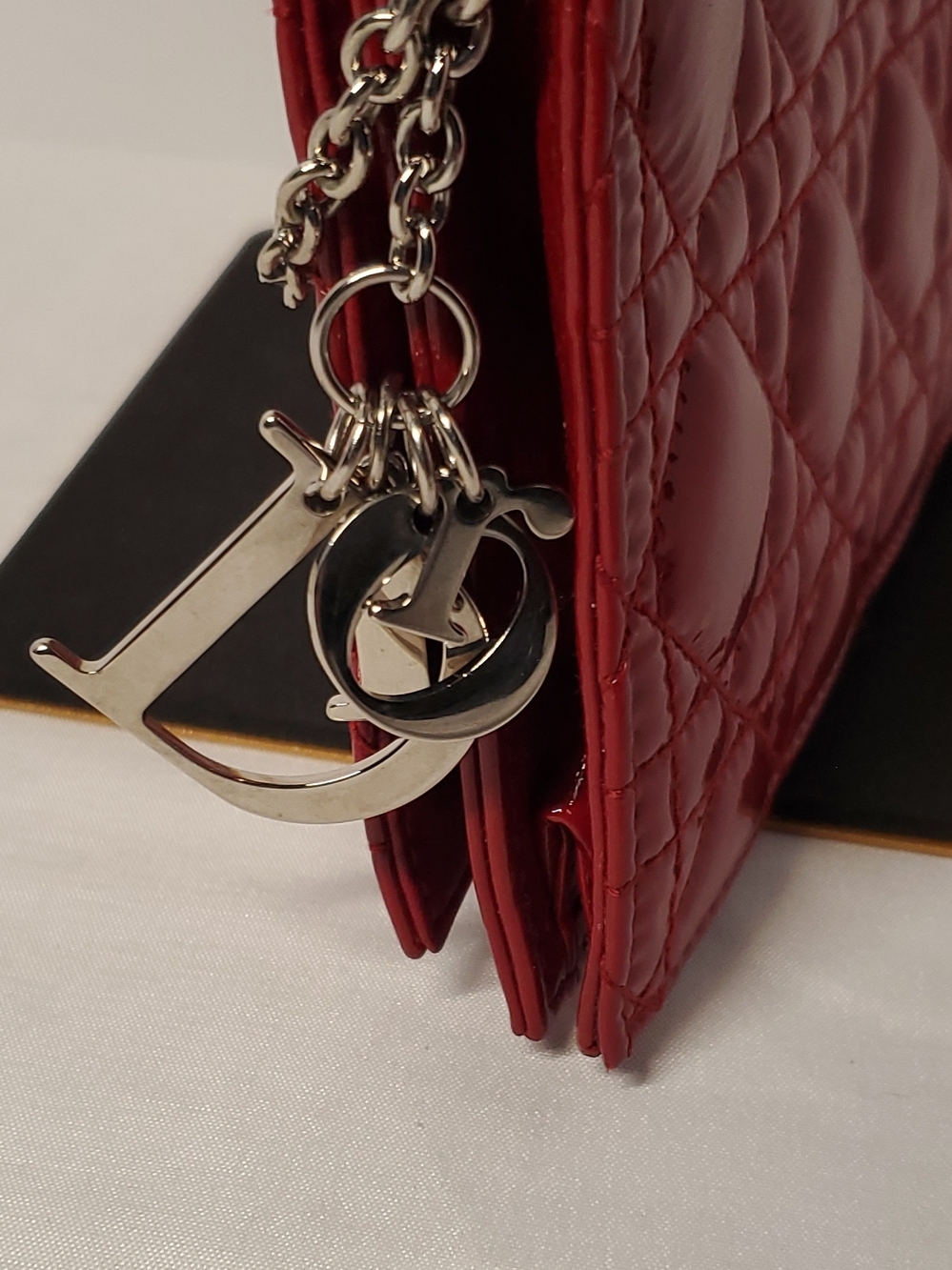 Authentic Christian Dior Red Quilted Patent Cannage Chain-Strap Shoulder Bag - Picture 3 of 16